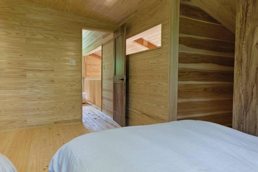 Hinoki No Ie - Cottage With Natural Hot Spring In A Cypress Bathtub Shika Ngoại thất bức ảnh