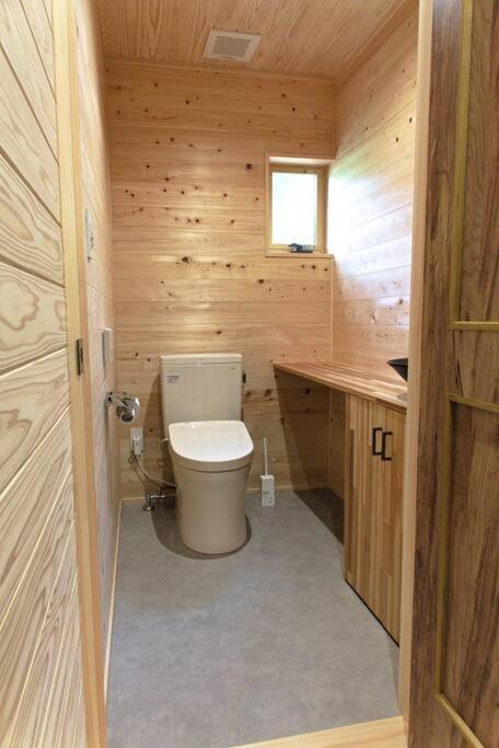 Hinoki No Ie - Cottage With Natural Hot Spring In A Cypress Bathtub Shika Ngoại thất bức ảnh